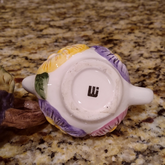 Miniature Collectible Ceramic Teapots - Picture 4 of 5